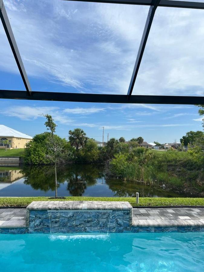 Newly Built Villa Ballerina With Heated Pool And Incredible View Into Beautiful Arrowheadcanal Cape Coral Exterior foto